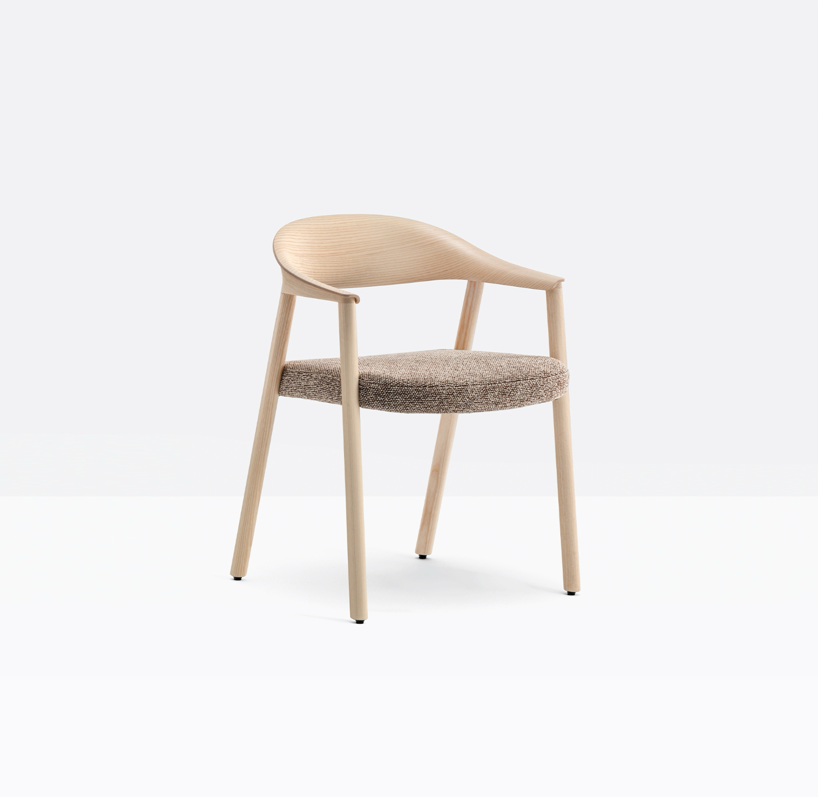hera-2865-still-15